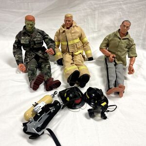 GI Joe Figures Lot of 4 Plus some Accessories